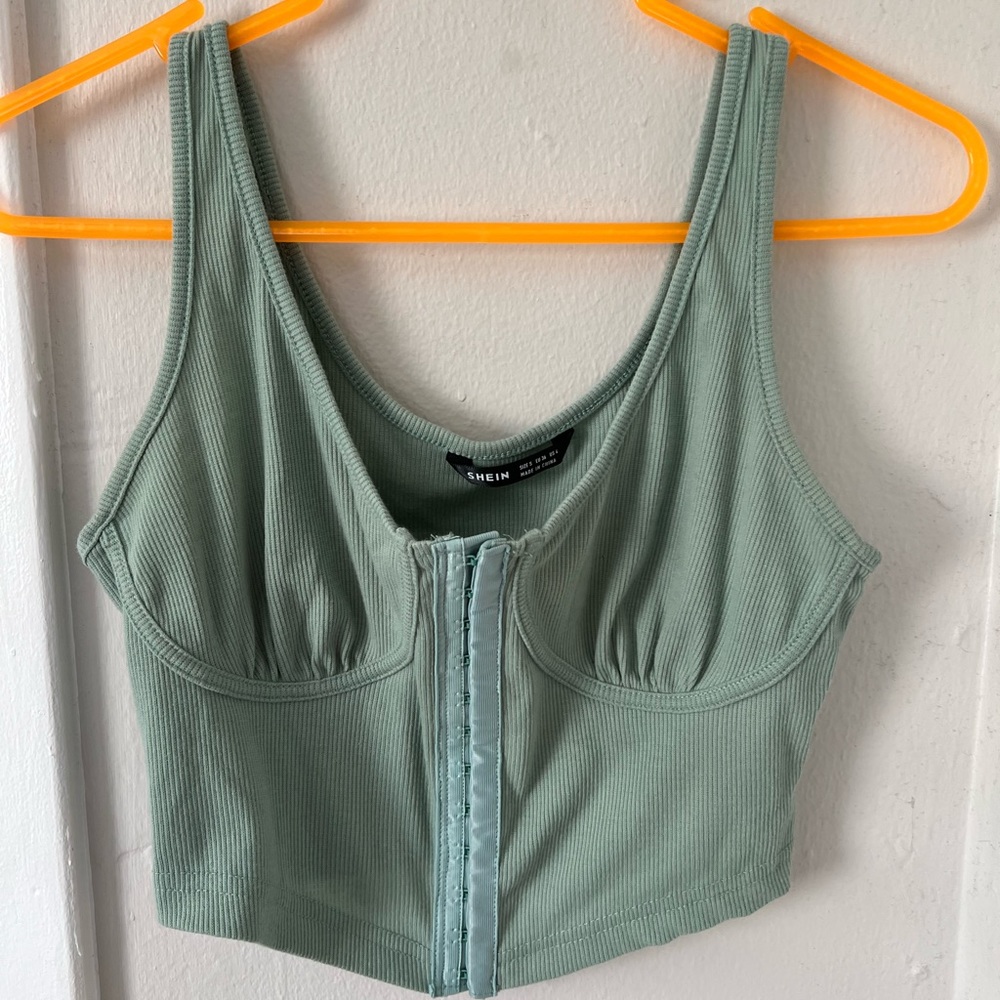 loose corset crop tank